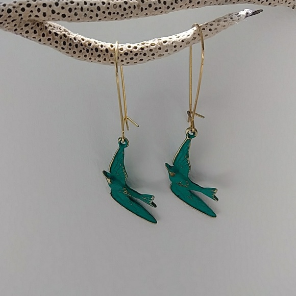 🌈SOLD🌈Patina Flying Birds Charm Dangle Earring - Picture 5 of 8